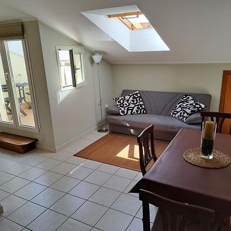 Mansarda di Grazy Apartment Citta Sant'Angelo Bagian luar foto